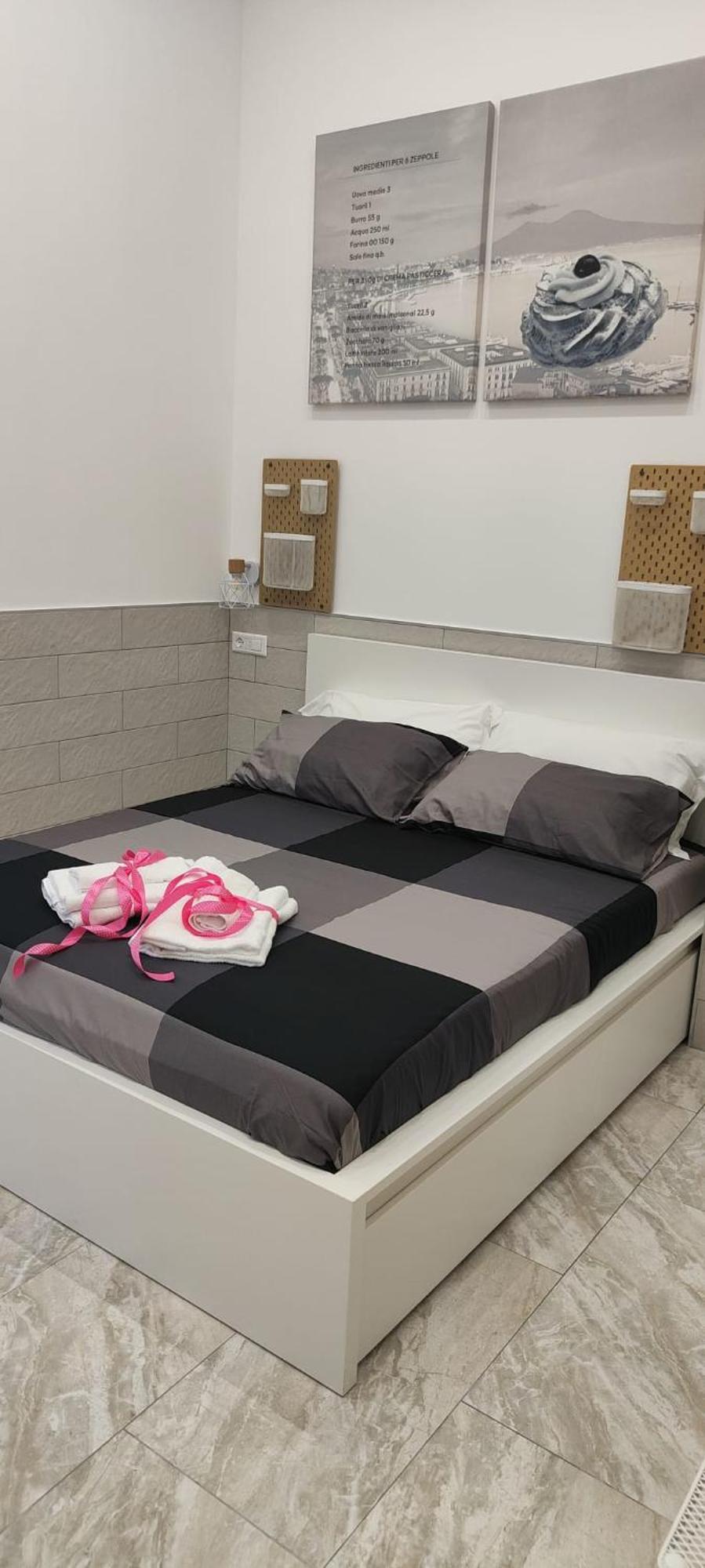 Il Biscottino Rooms Наполи Стая снимка